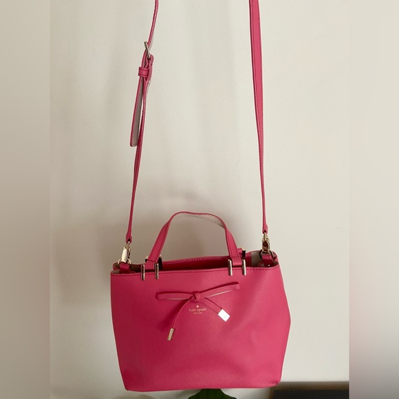 Hot pink Kate Spade bag with bow - Picture 2 of 5